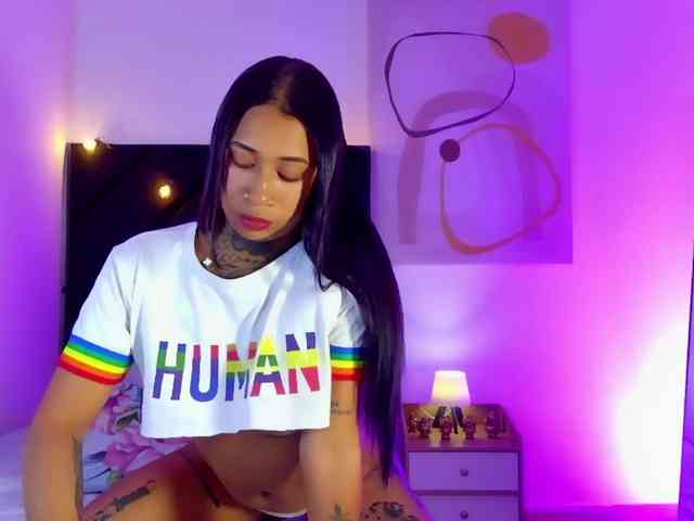 hollyvega webcam