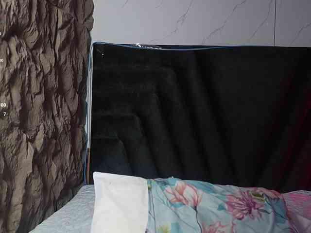 hollyvega webcam