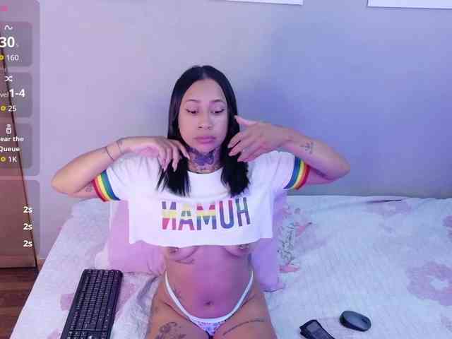 hollyvega webcam