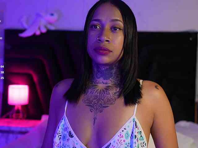 hollyvega webcam