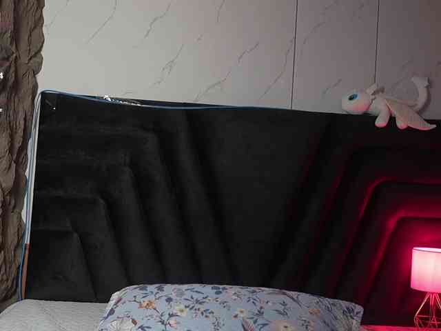 hollyvega webcam