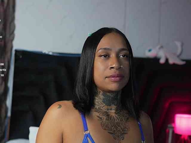 hollyvega webcam