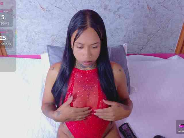 hollyvega webcam