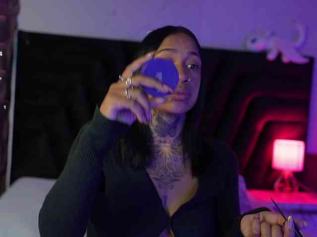 hollyvega webcam