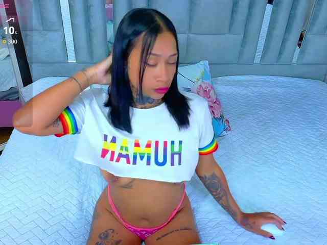 hollyvega webcam