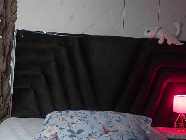 hollyvega webcam
