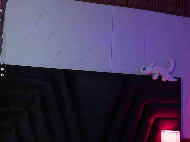 hollyvega webcam