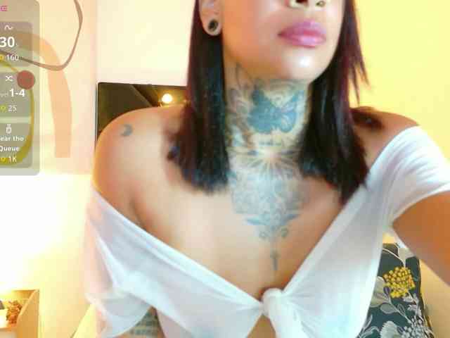 hollyvega webcam
