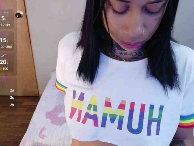 hollyvega webcam