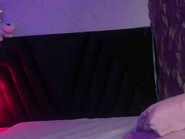 hollyvega webcam