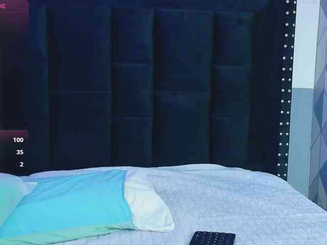 hollyvega webcam