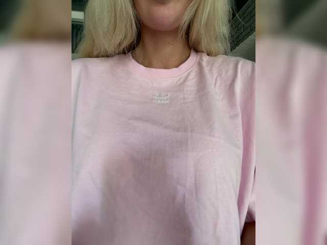 AlisaSecret live cam on BongaCams