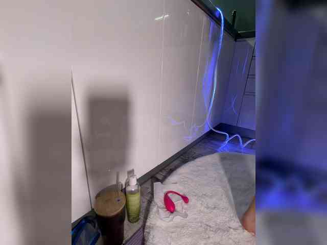 AlisaSecret Sex Cam Show