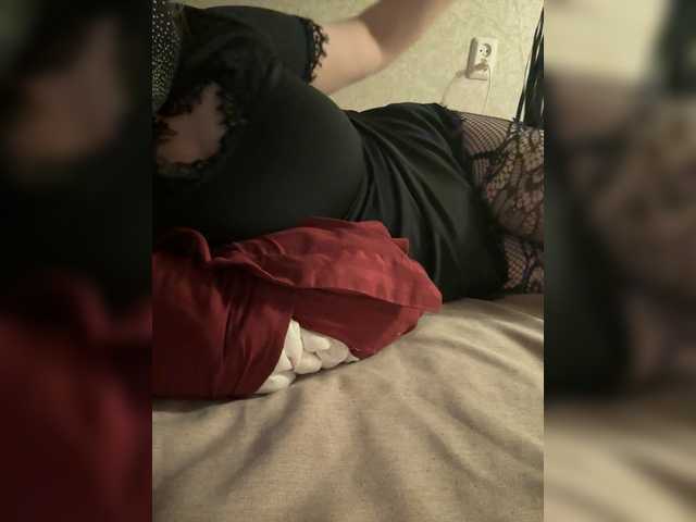 Sexy-candies1 live cam on BongaCams