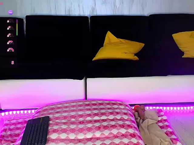 Bellanoirs live cam on BongaCams