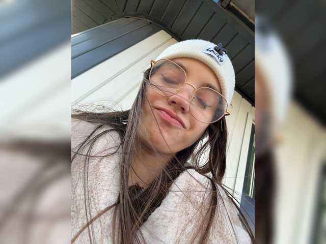 FunnyBanny0312 live cam on BongaCams