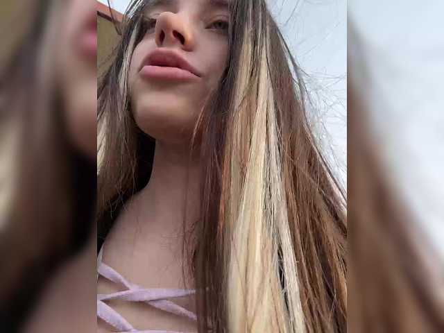  FunnyBanny0312 chat room