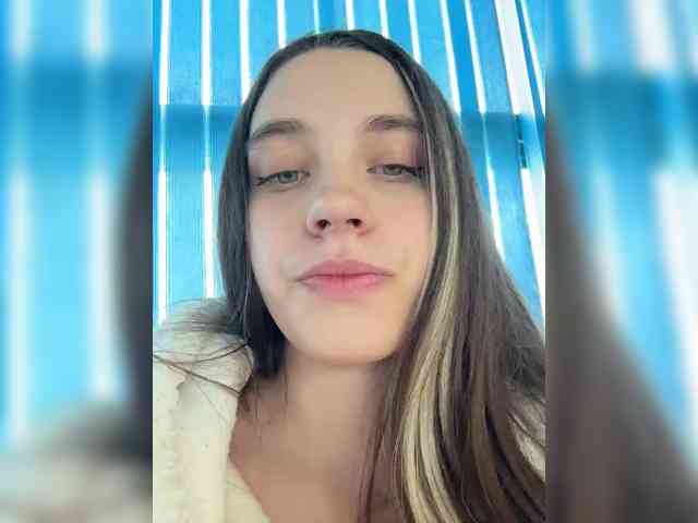 FunnyBanny0312 webcam