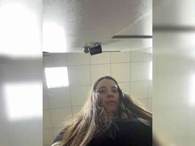 FunnyBanny0312 webcam