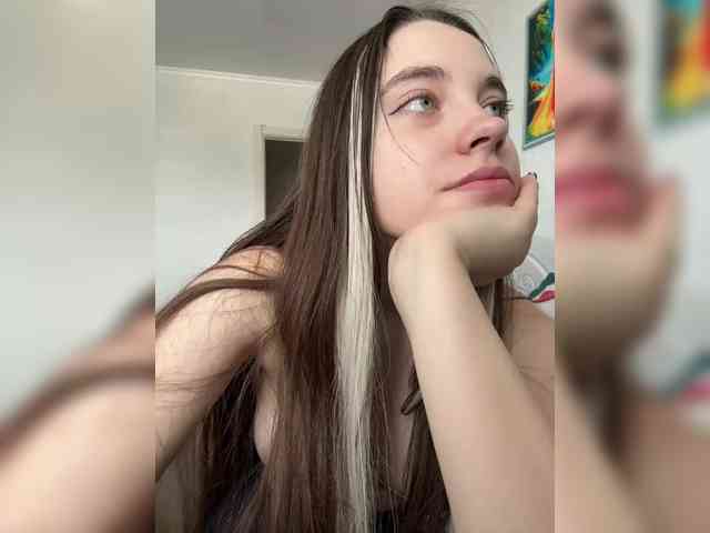 FunnyBanny0312 webcam