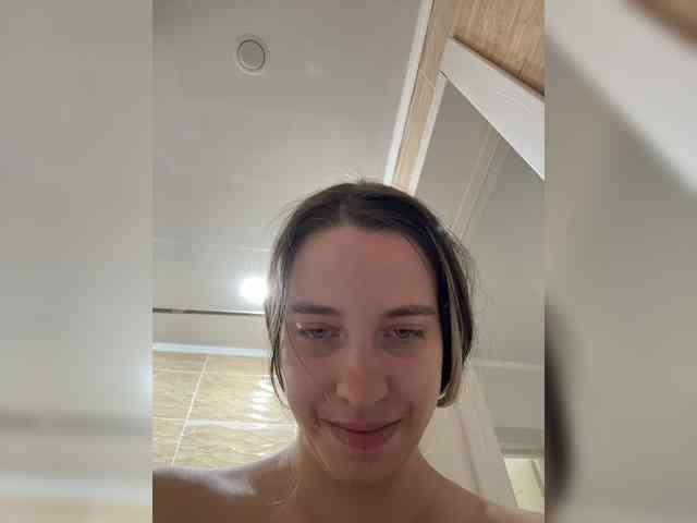 FunnyBanny0312 webcam