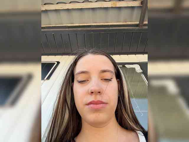 FunnyBanny0312 webcam