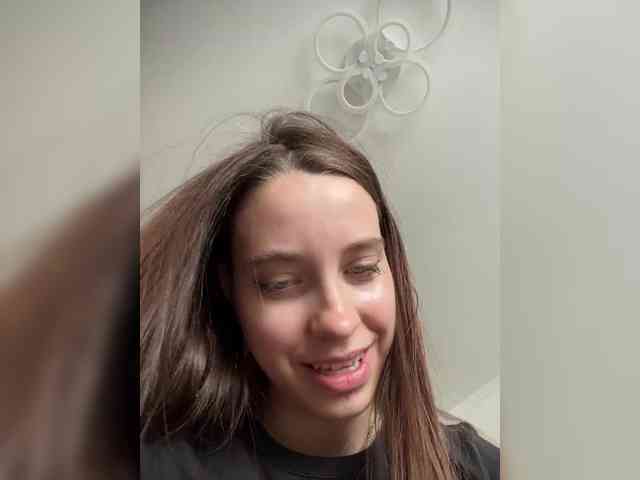 FunnyBanny0312 webcam