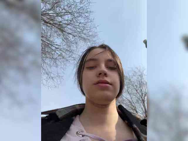 FunnyBanny0312 webcam