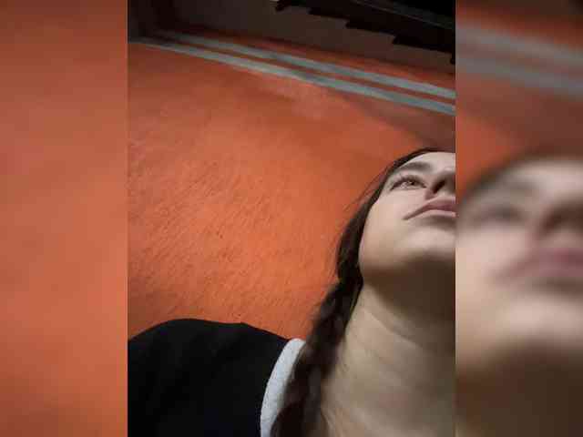 FunnyBanny0312 webcam