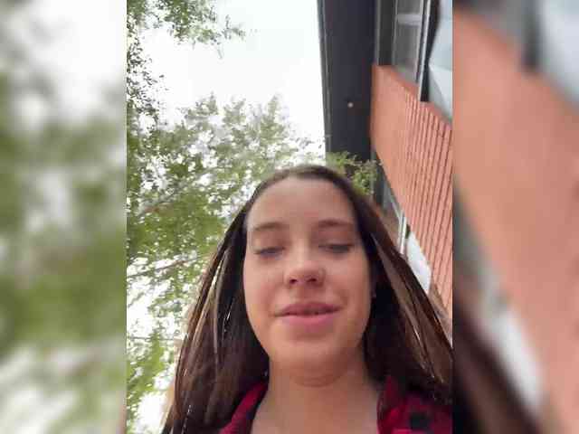 FunnyBanny0312 webcam