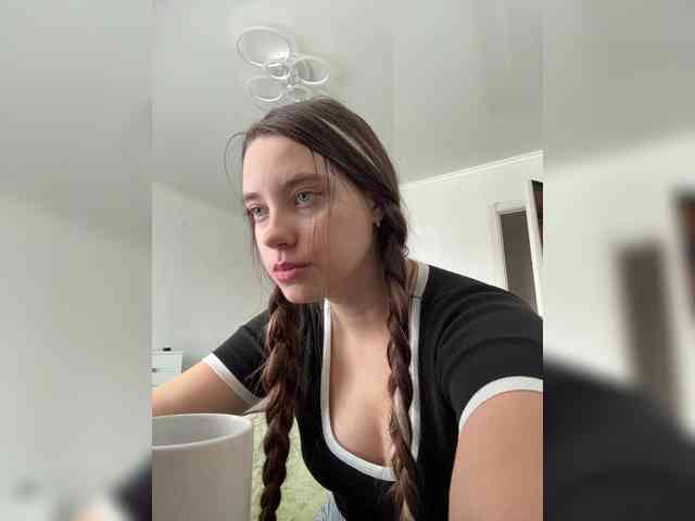 FunnyBanny0312 webcam
