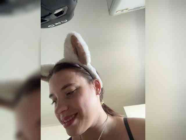 FunnyBanny0312 webcam