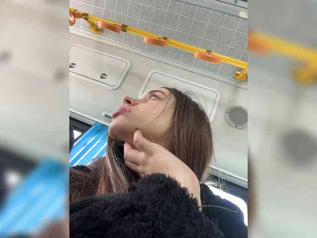 FunnyBanny0312 webcam