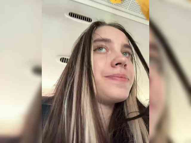 FunnyBanny0312 webcam