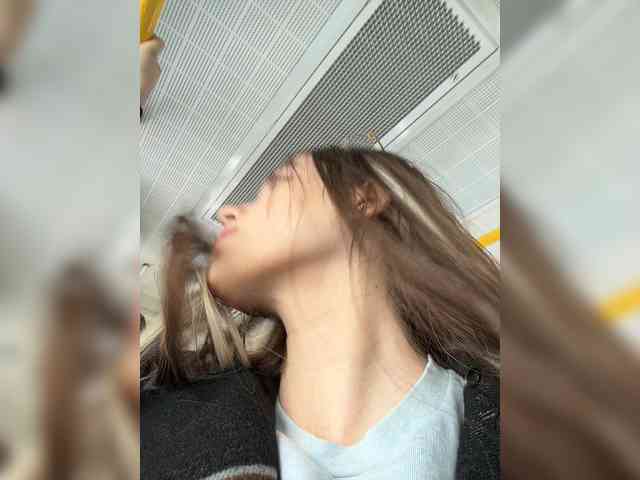 FunnyBanny0312 webcam