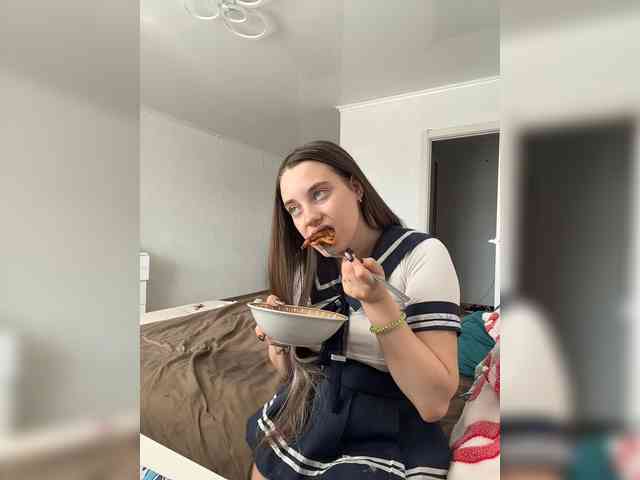 FunnyBanny0312 webcam