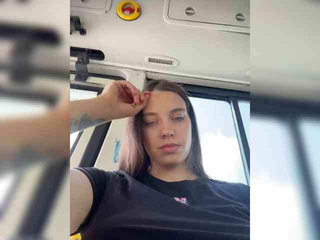FunnyBanny0312 webcam