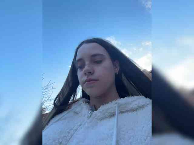 FunnyBanny0312 webcam