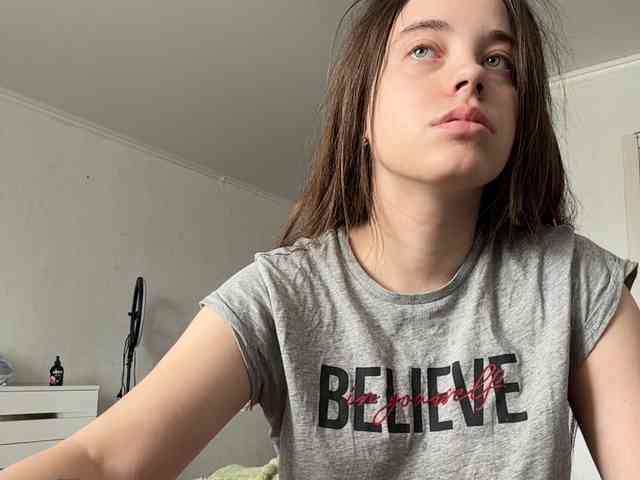 FunnyBanny0312 webcam