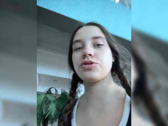 FunnyBanny0312 webcam