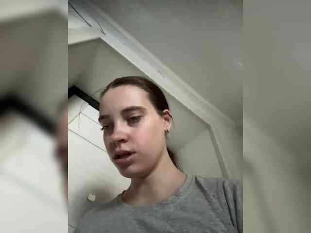 FunnyBanny0312 webcam
