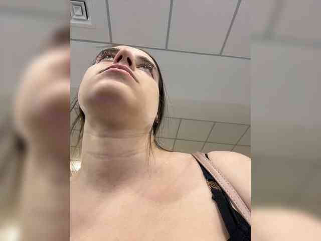 FunnyBanny0312 webcam