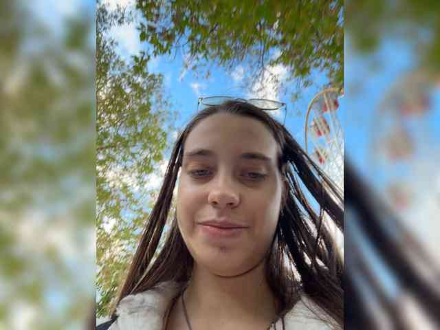 FunnyBanny0312 webcam