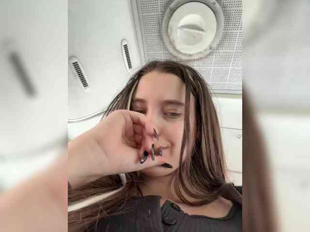 FunnyBanny0312 webcam