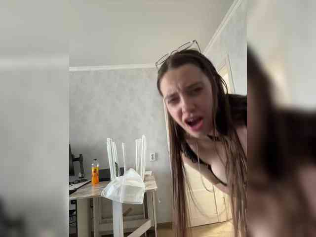 FunnyBanny0312 webcam