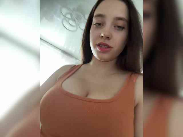 FunnyBanny0312 webcam