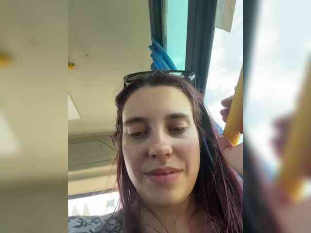FunnyBanny0312 webcam