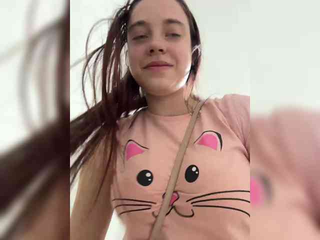 FunnyBanny0312 webcam