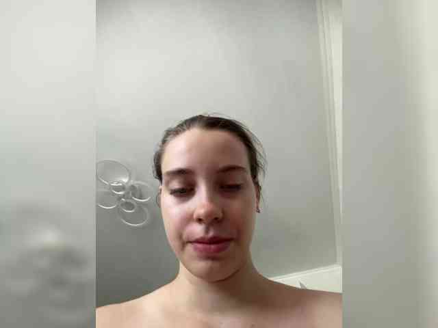 FunnyBanny0312 webcam