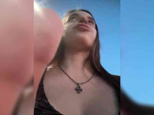 FunnyBanny0312 webcam